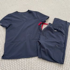 Figs scrubs top and bottom charcoal